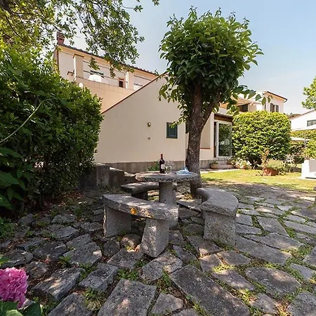 Casa Lupi 2*