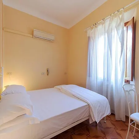 호텔 Casa Lupi 마르시아나마리나