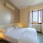 Ξενοδοχείο Casa Lupi 2*