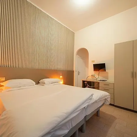 Hotel Casa Lupi 2*