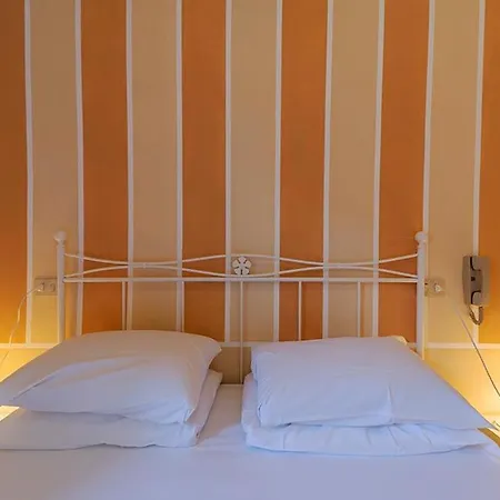 Casa Lupi 2*